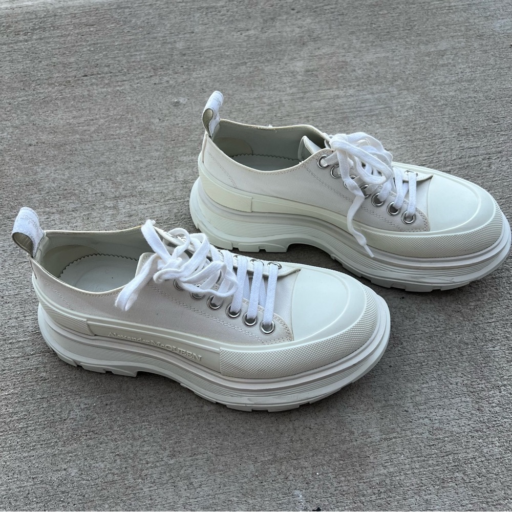 Alexander McQueen Cream Sneakers White Women Size 8.5